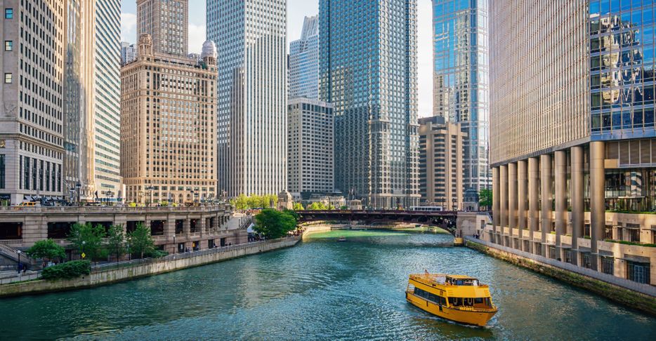 Chicago boat tours.