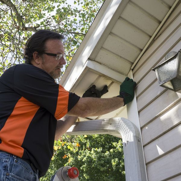 4 Gutter Maintenance Tips to Prevent Costly Home Repairs 4.jpg