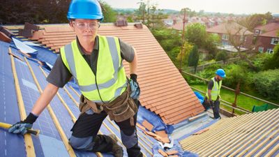 M29236 - Why You Should Always Hire a Professional Roof Company Hero Image.jpg