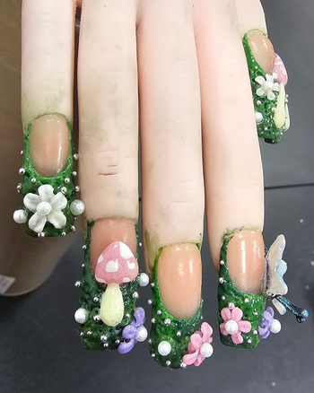 Mushroom Nails.png