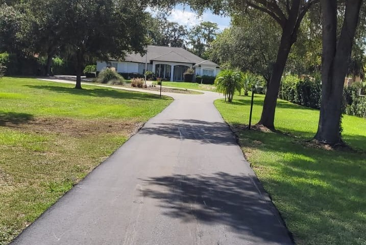 Residential Driveway.jpg