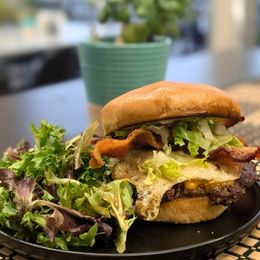 In-flight catering meal