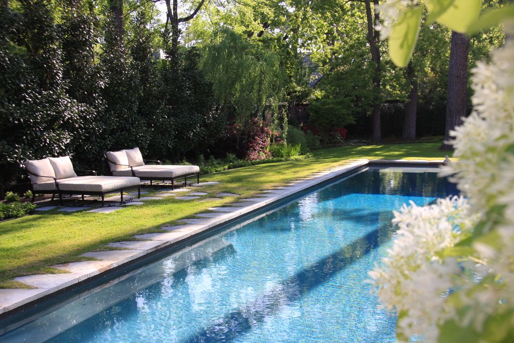 Natural Flagstone Coping and Lawn Integration – Tanglewood Pool