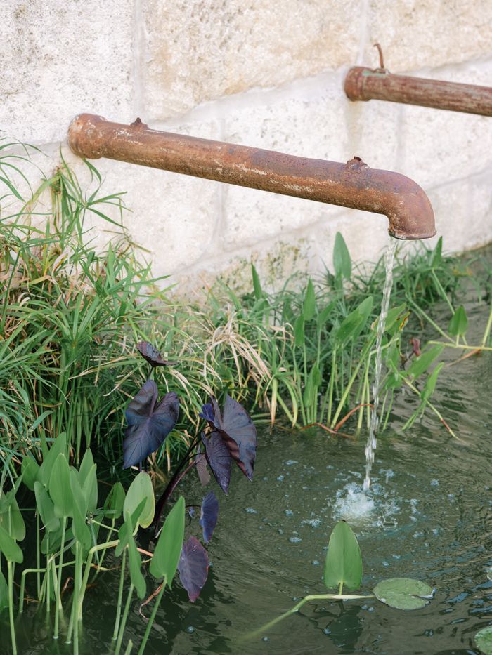 Limestone Fountain Detailing and Water Flow
