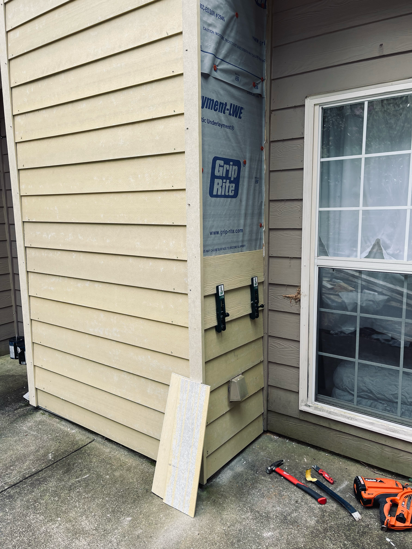 Chimney Repairs In Cumming, GA - Four Seasons Vent Cleaning Services 3.png