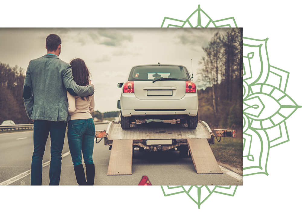 couple getting car towed