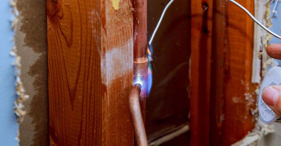soldering a copper pipe