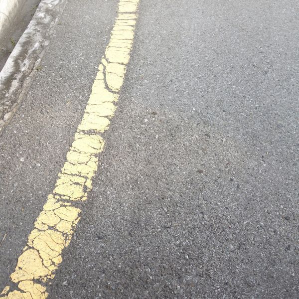Gray Asphalt Driveway: Warning Signs You Shouldn't Ignore