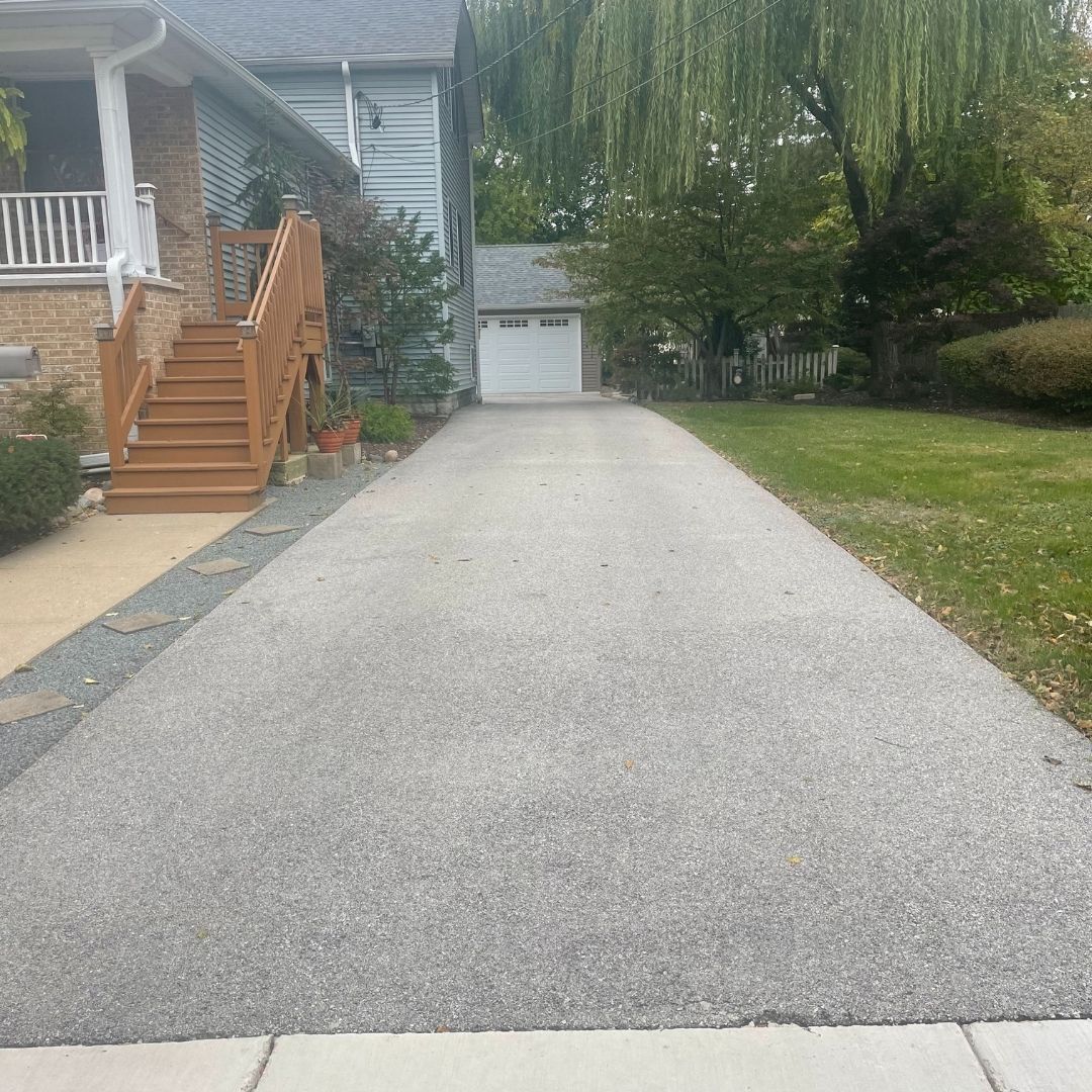 Fresh sealcoated ashpalt driveway