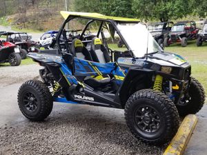 blue-lime-UTV