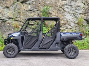 Four seater UTV