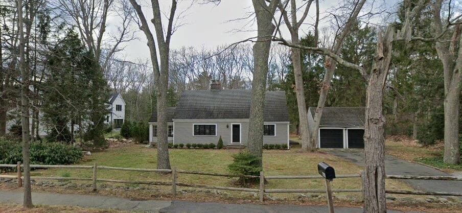 Seamless Gutters with Gutter tune-up Weston MA