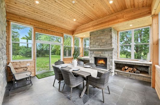 Devitts Fireplace.jpg
