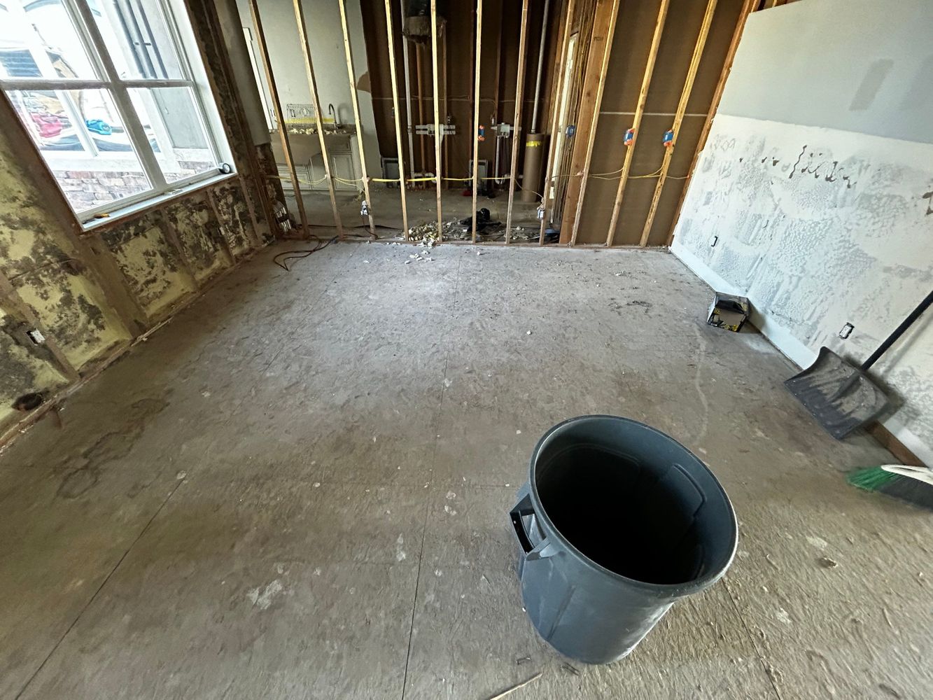 3be1baab8975c27320231030-84-bhahwu (1).jpg