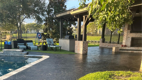 Transforming Your Outdoor Kitchen with Stylish Concrete Surfaces hero.jpg