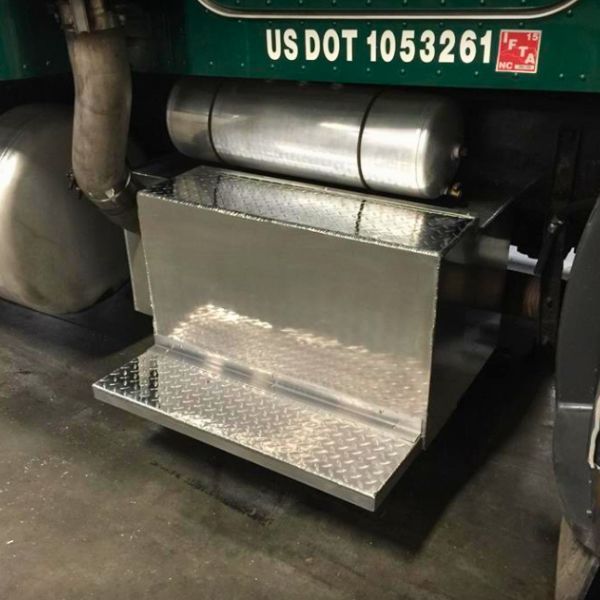 semi truck step fabricated by Imagination Fabrication semi truck step fabricated by Imagination Fabrication