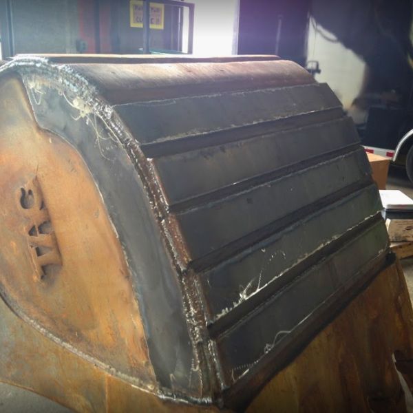 heavy equipment bucket fabricated by Imagination Fabrication heavy equipment bucket fabricated by Imagination Fabrication