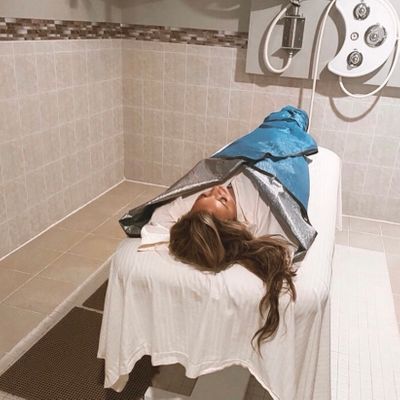 client in vichy shower[5] copy.jpg