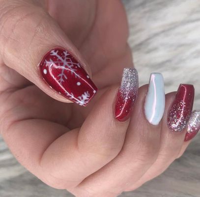 Christmas nails.jpg