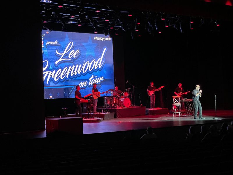 cr=t_0%,l_0%,w_100%,h_100% (8).jpg