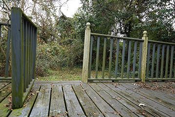 deck-removal-min-e1622235265563.jpg