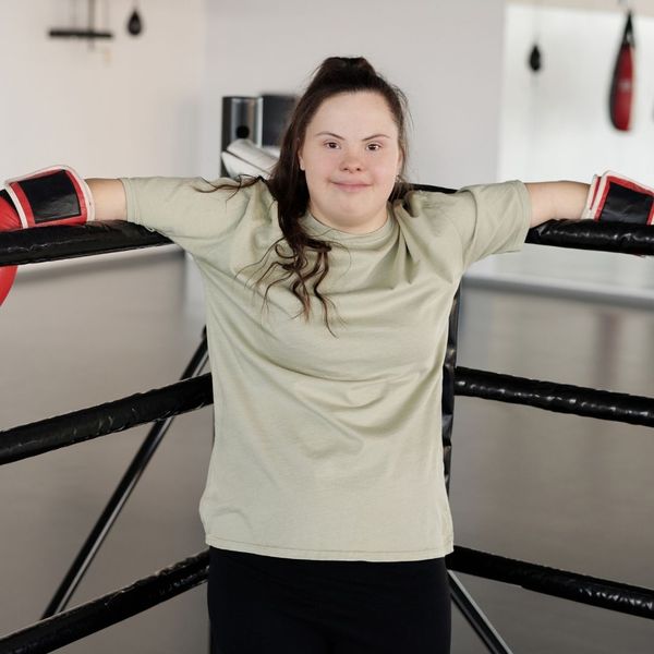 disabled woman with boxing gloves