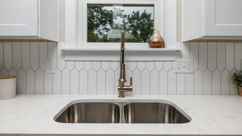 Tips to Keep Your Plumbing Clog-Free- Hero.jpg