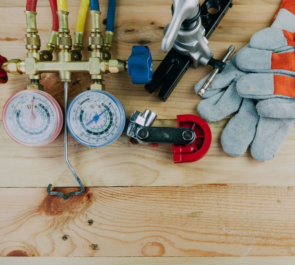 HVAC repair tools and gloves HVAC repair tools and gloves