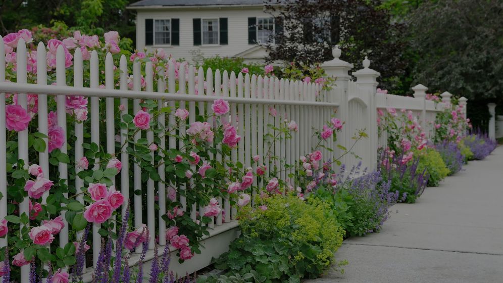 Enhancing Privacy Custom Fencing Solutions for Your Home - hero.jpg