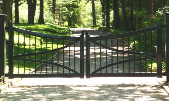 WG 8 w-gates-photo32.jpg
