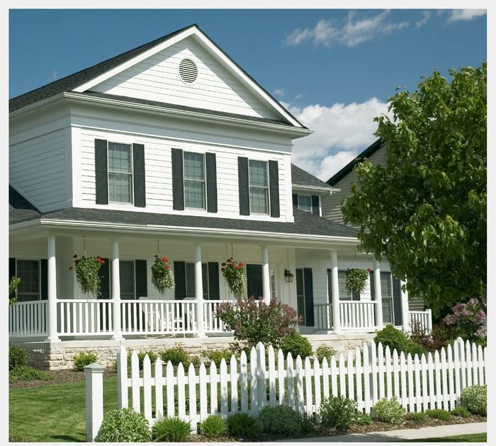 Enhancing Privacy_ Custom Fencing Solutions for Your Home - 2.jpg