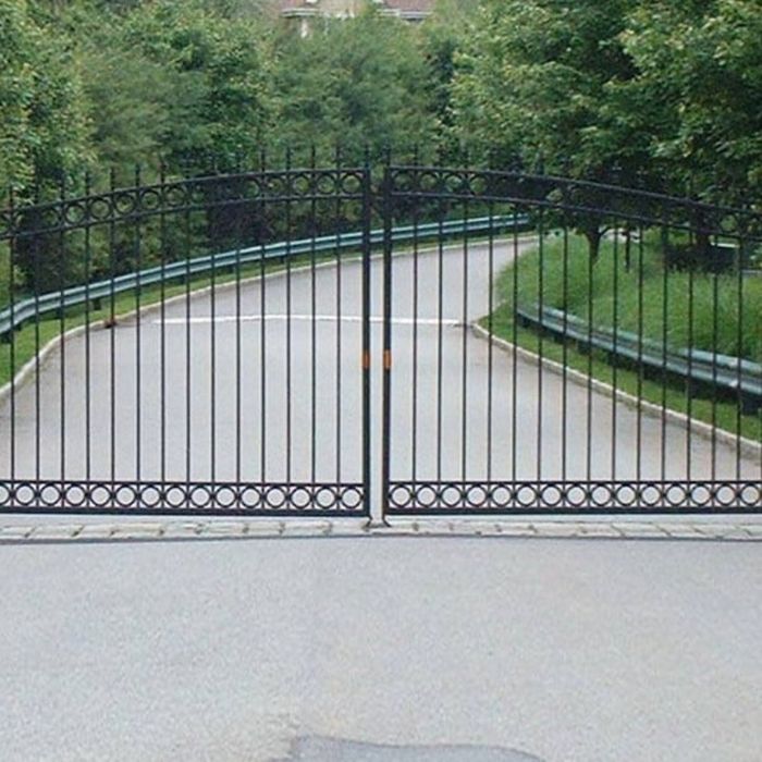 Top 4 Qualities to Look for in a Residential Contractor for Your Driveway Gate - Image 4.jpg