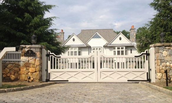 WG 3 w-gates-photo6.jpg