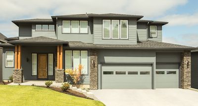 contemporary-custom-garage-door-9605.tmb-doors-list.jpg