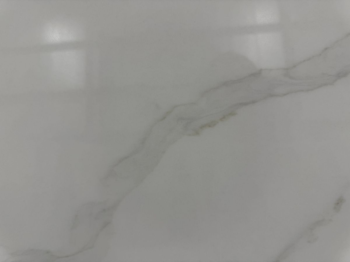 Calacatta Platinum Quartz 5.jpg