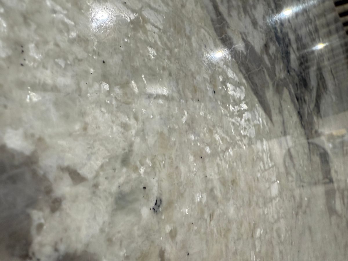 Mona Lisa Granite side zoom