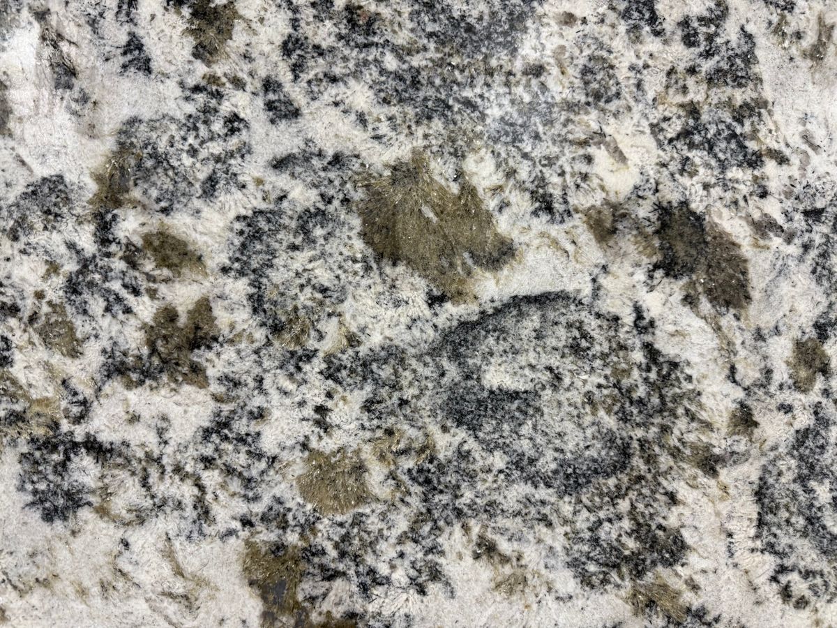 Alpine White Granite 25091505W 5.jpeg