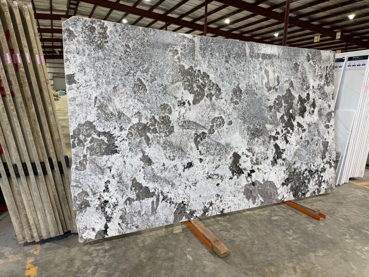 Alpine White 25091502W 6.jpeg