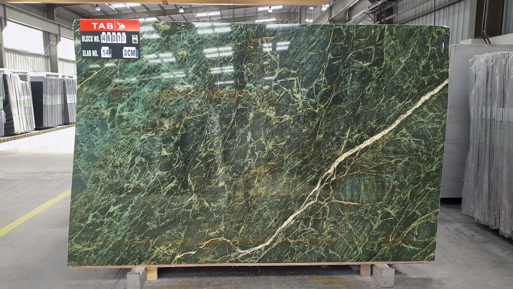 Amazonia 1 Quartzite.jpg