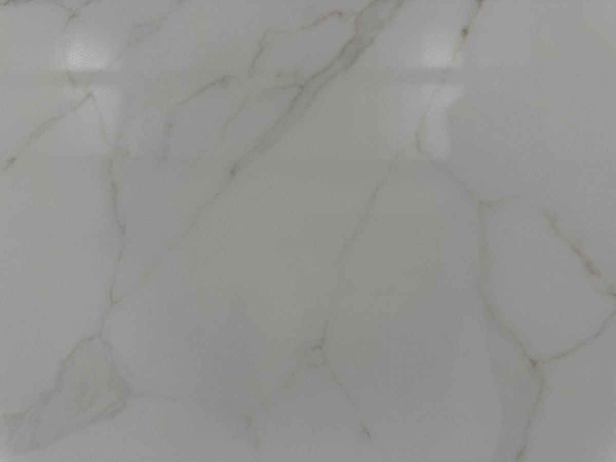 Calacatta Platinum Quartz 4.jpg