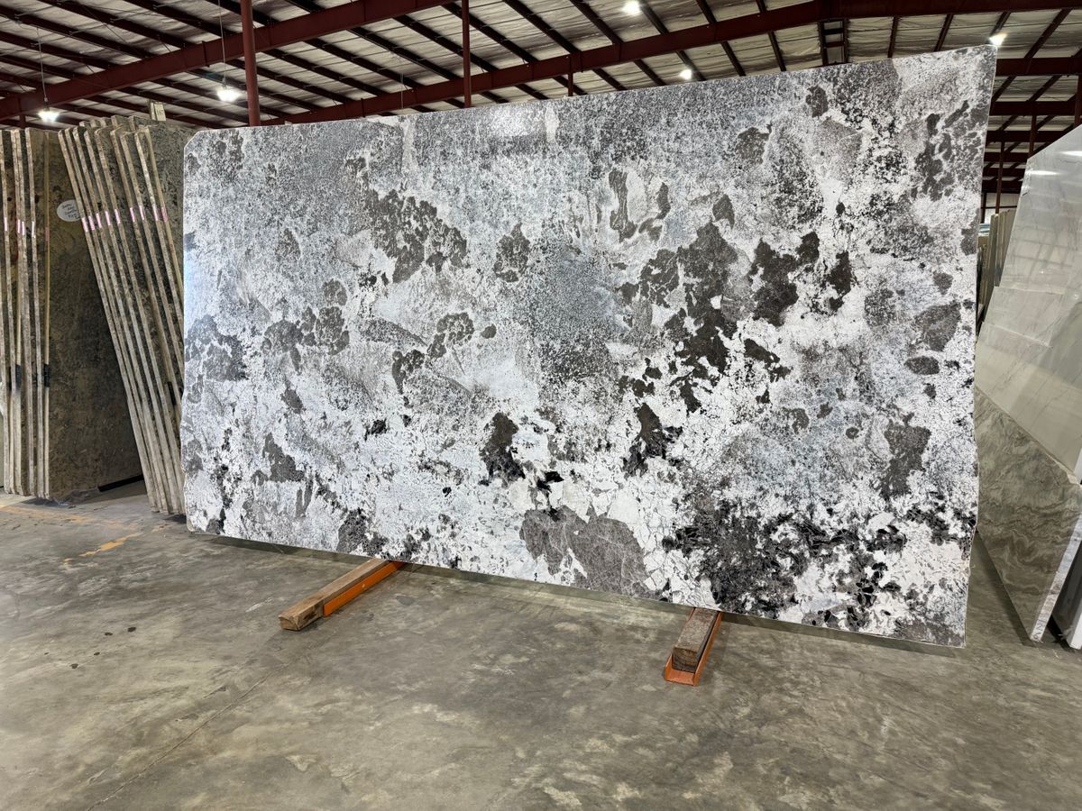 Alpine White 25091502W 7.jpeg