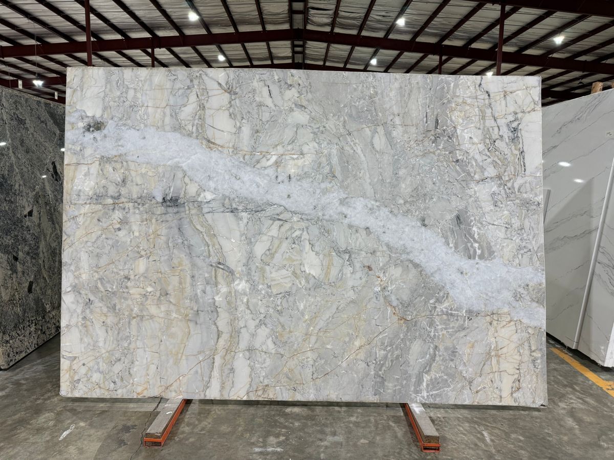 Statuarium Stratelli.Statuarium Crystal Quartzite 2.jpg