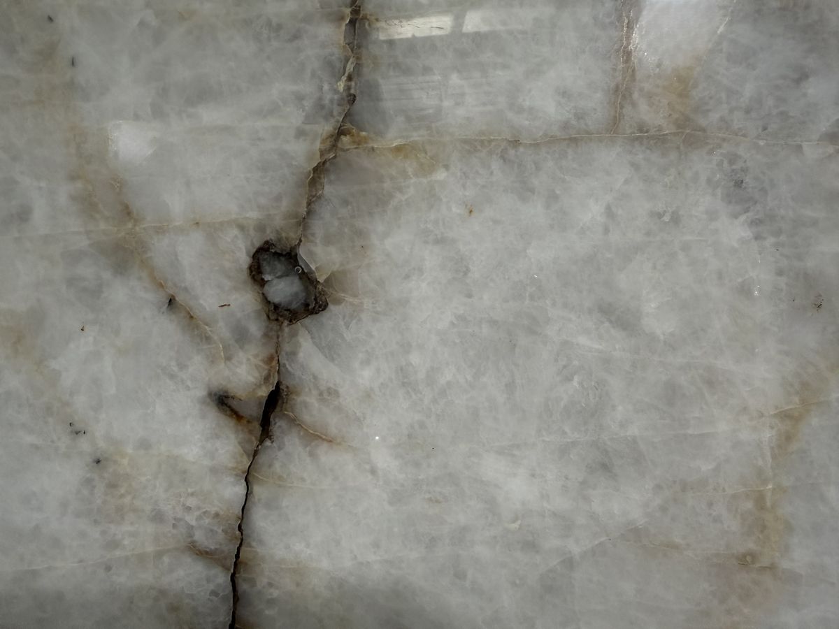 Crystallo Snow Quartzite 5.jpeg