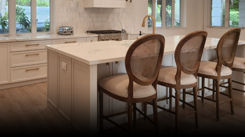 Different Kitchen Islands Setups that Youll Love header.png