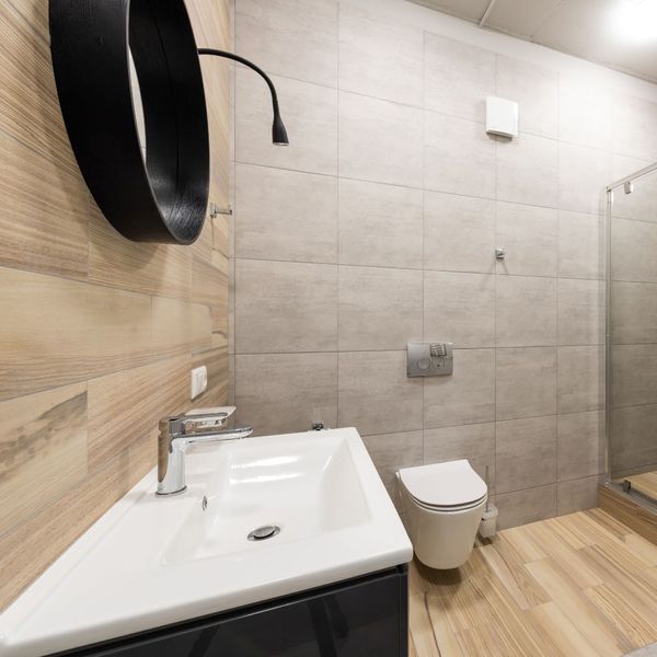 img of a bathroom img 4.jpg