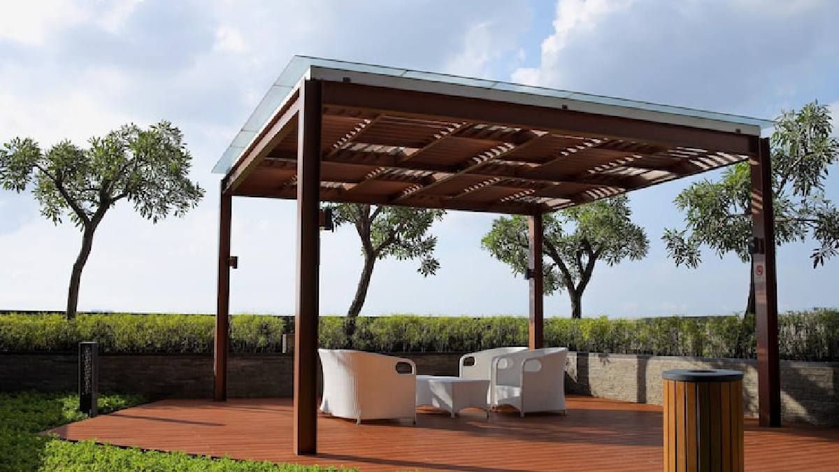 pergola height.jpg