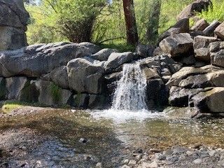 Lower Eagle Creek Waterfall.jpg