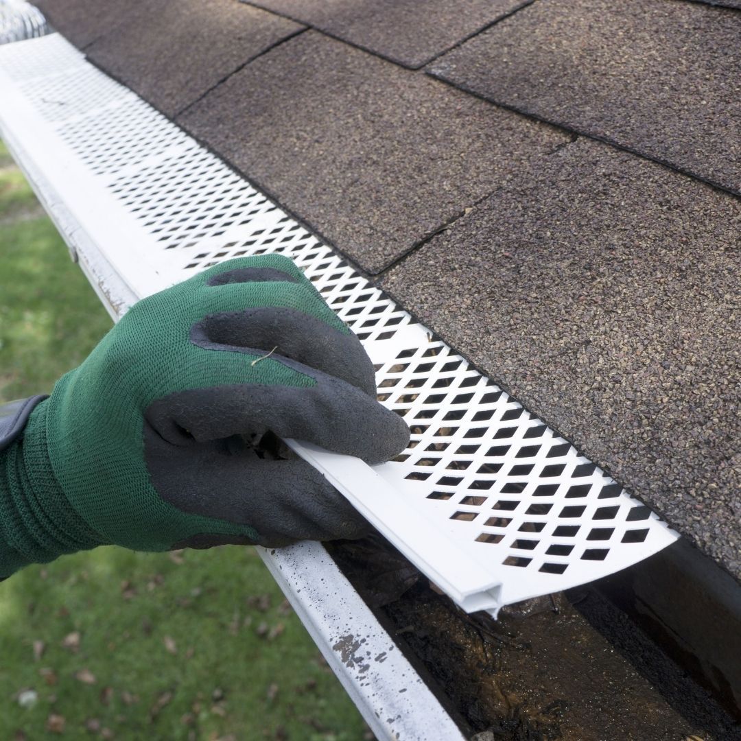 installing gutter covers 