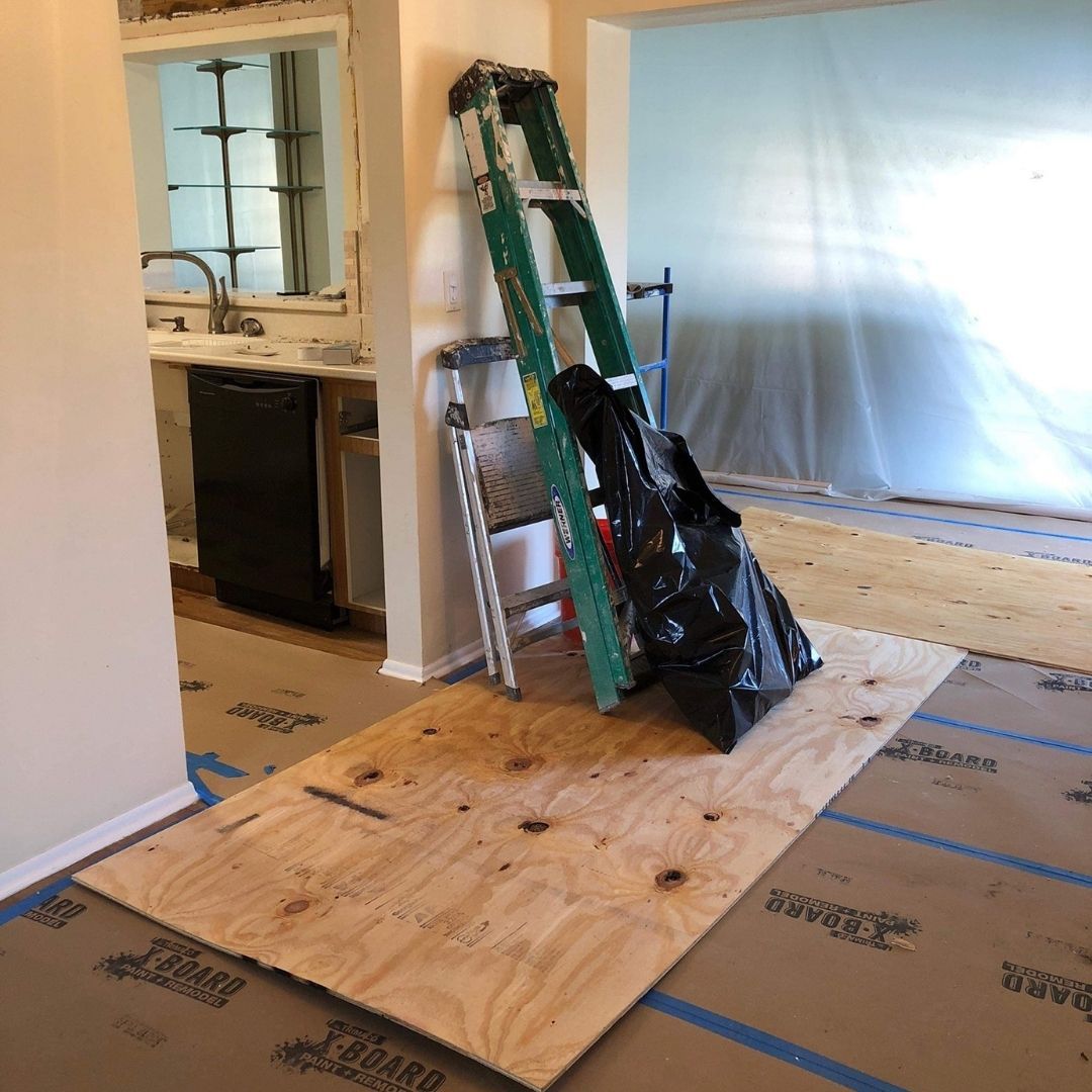 ladders against wall for renovation 
