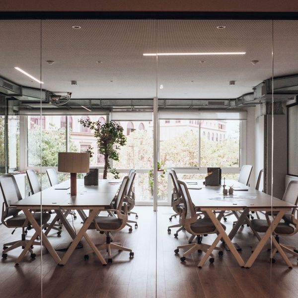 open office layout for collaboration